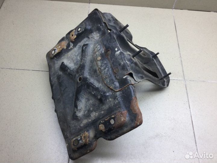 Крепление акб (корпус/подставка) Suzuki Sx4 седан