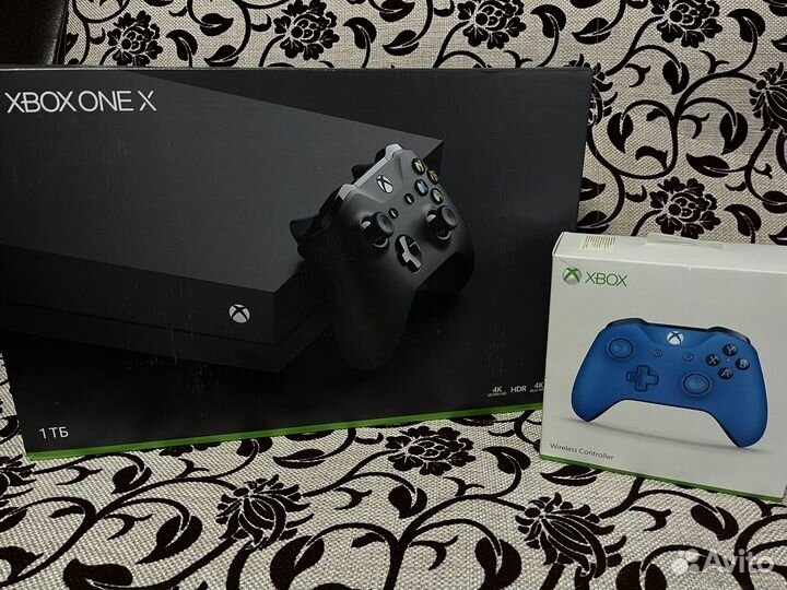 Xbox one x 1 TB