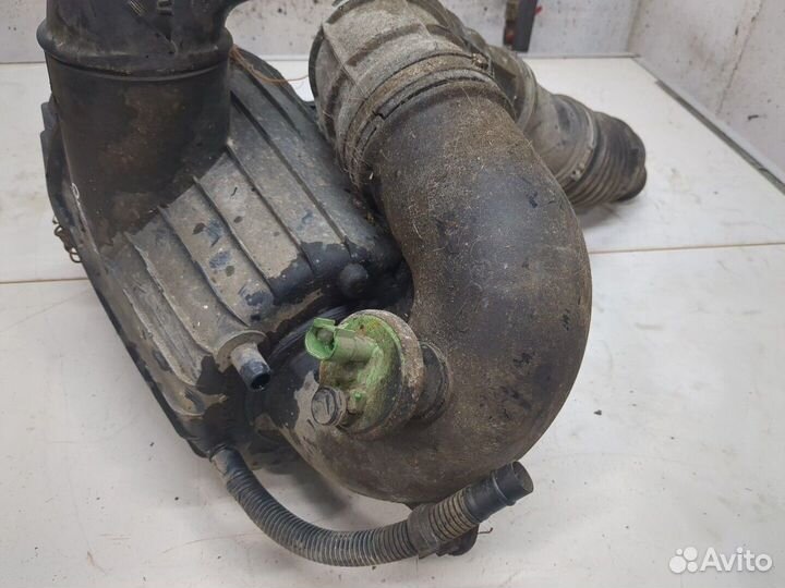 Корпус воздушного фильтра Iveco Daily 3, 2003