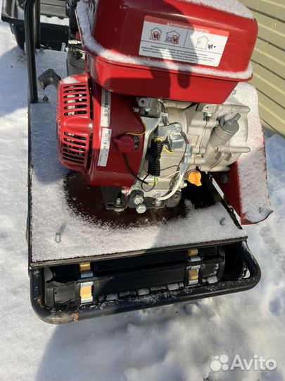 Мотобуксировщик 8л