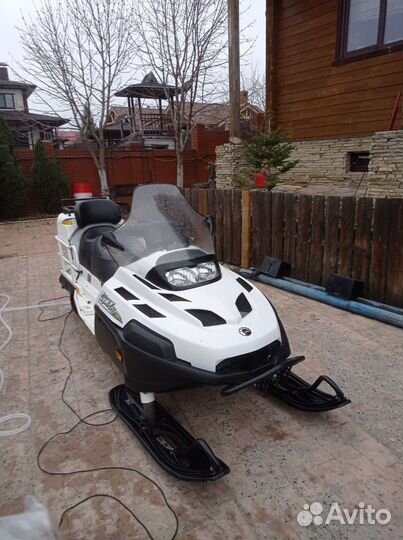 Продаю снегоход