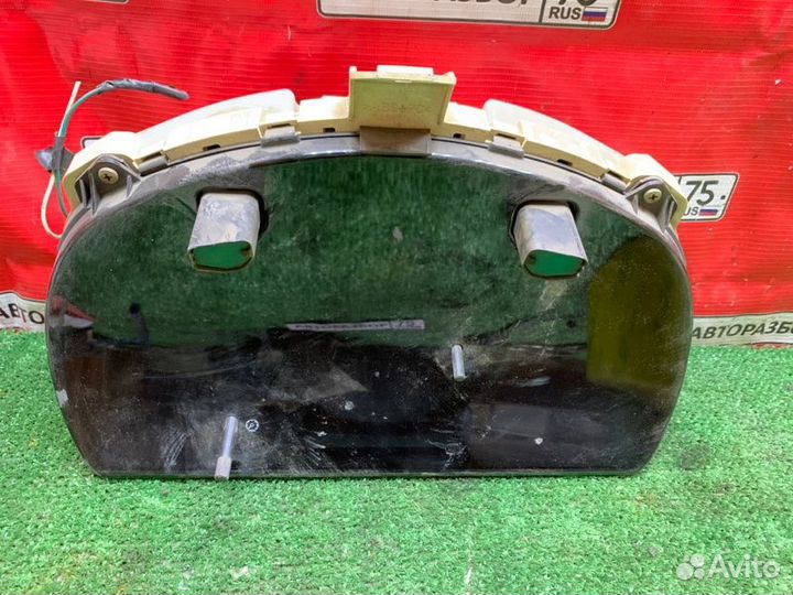 Панель приборов Toyota Kluger V ACU20W 2azfe 2001