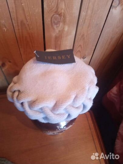 Берет новый женский