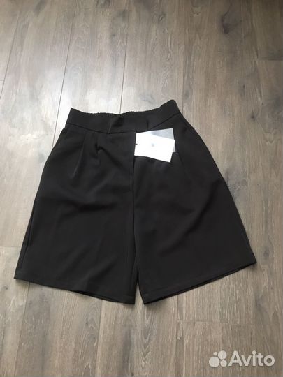 Шорты,бриджи новые