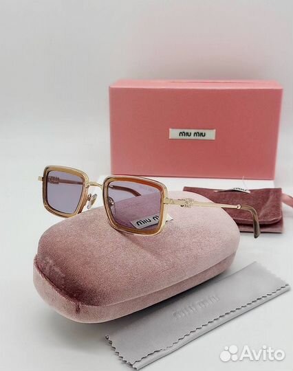 Солнцезащитные очки miu miu