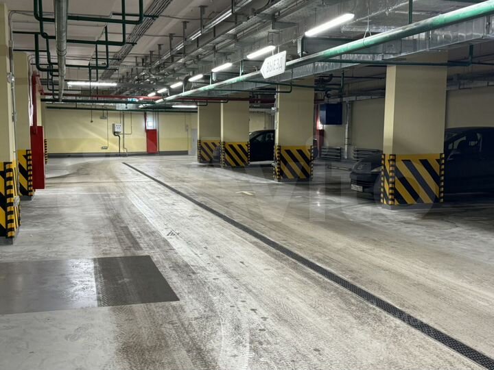 Машиноместо, 17 м²