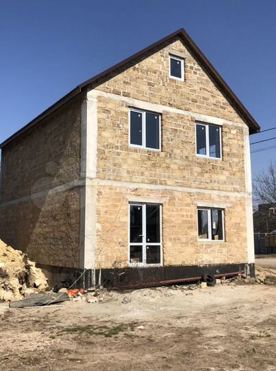 Дом 210 м² на участке 4 сот.