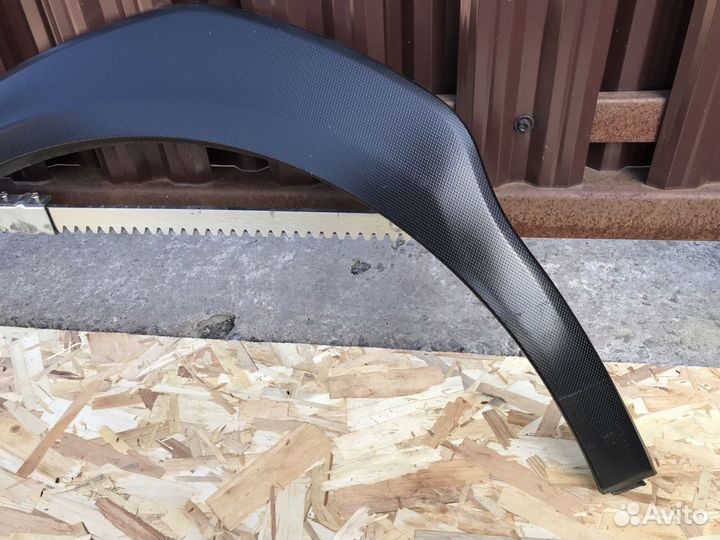 Накладка крыла переднего левого Subaru XV 2017-н.в