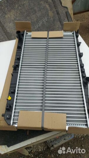 Радиатор охлаждения Lacetti/ Gentra /МКПП