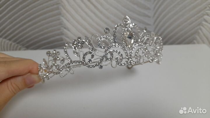 Платье нарядное для девочки 116рр