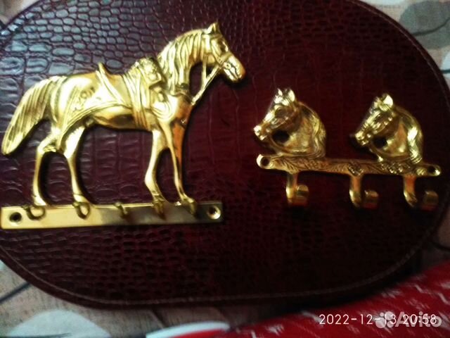 Вешалка ключница настенная лошадка