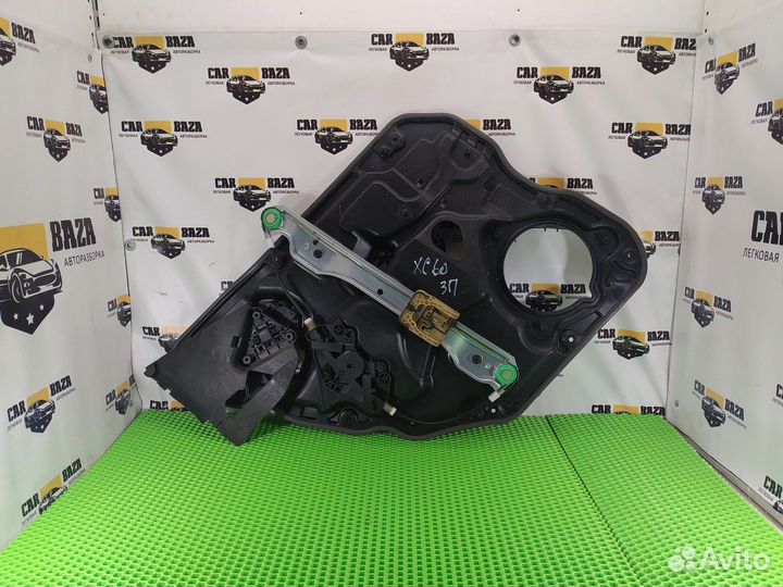 Стеклоподъемник задний правый R Volvo XC60