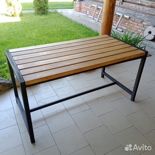 Садовый стол в стиле лофт
