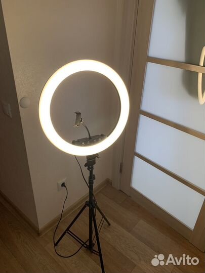 Свет для съемки большая кольцевая лампа 45см