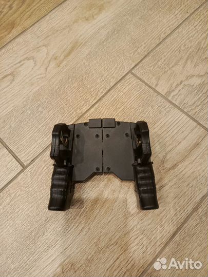 Игровой джойстик для телефона