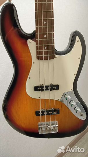 Бас гитара Stagg