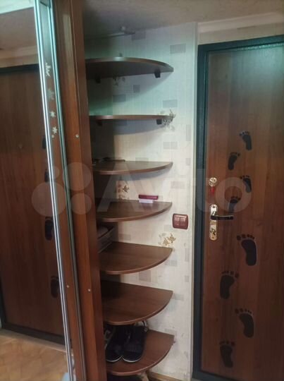 Комната 15,6 м² в 9-к., 2/5 эт.