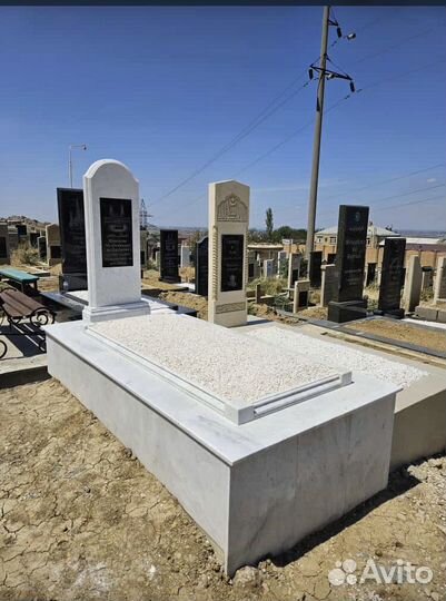 Памятники на могилу