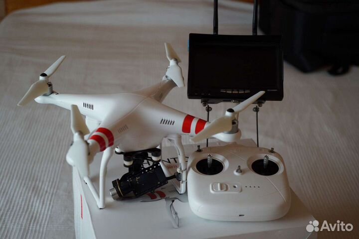 Квадрокоптер DJI Phantom 2 v3 с подвесом Zenmuse H
