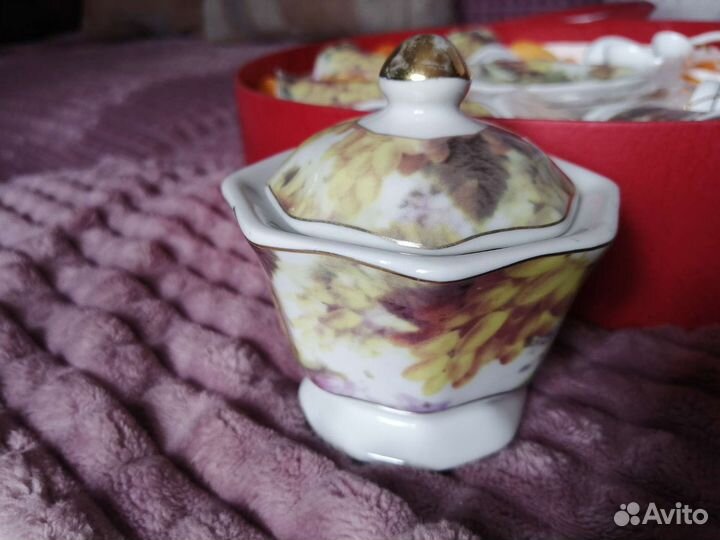 Кофейный сервиз фарфоровый