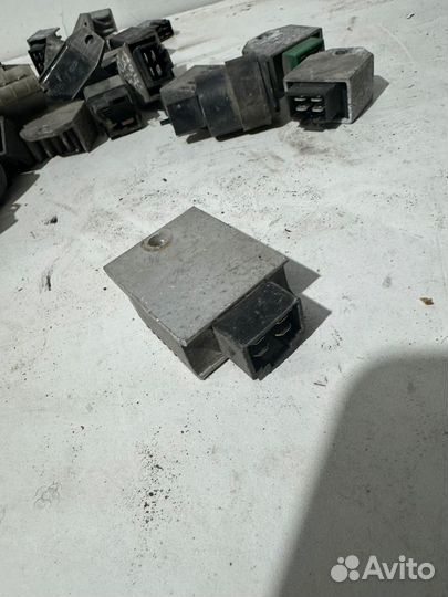 Реле зарядки Ямаха гранд аксис