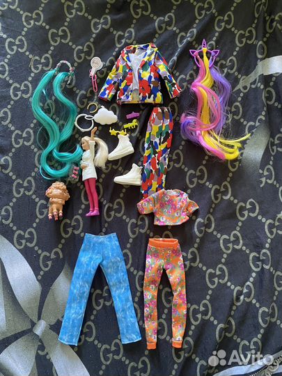 Аксессуары и одежда для Барби пакетом (лот)