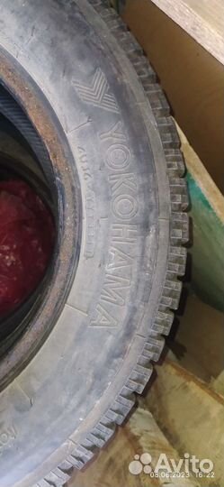 Yokohama Ice Guard F700Z 18.4/70 R14