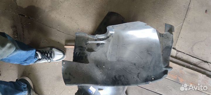 Подкрылки передние Peugeot 406 1999-2004