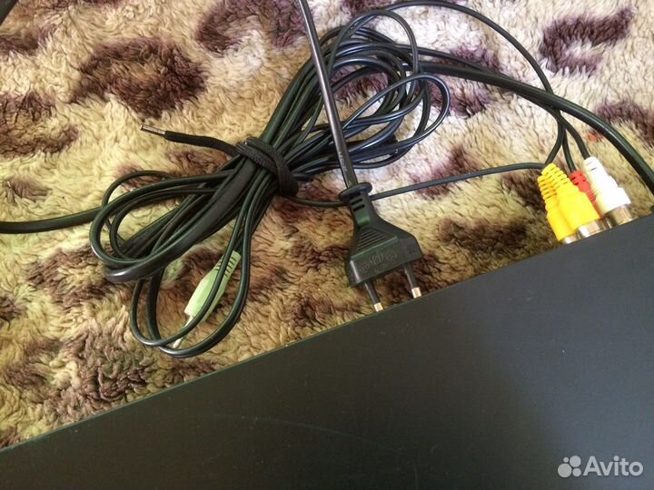 DVD проигрыватель Samsung DVD-P181 XER