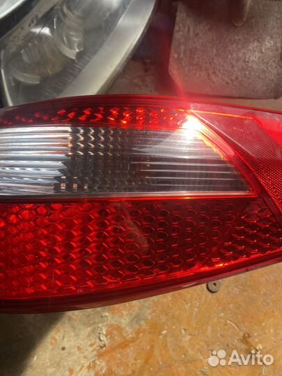 Kia rio 3 Задний фонарь Задний Правый