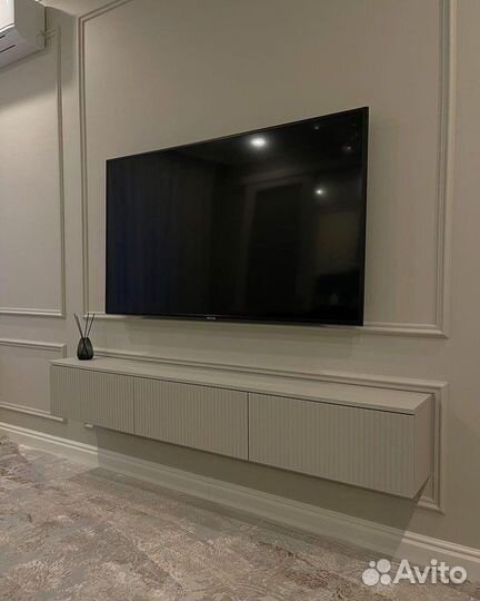 Подвесная тумба под тв