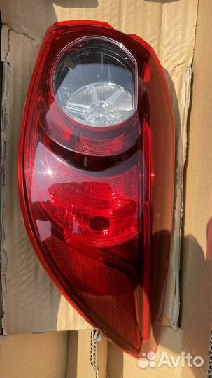 Задний фонарь mazda 3 bm хэтчбек