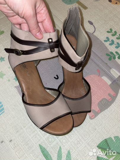 Босоножки Rieker 39 размер