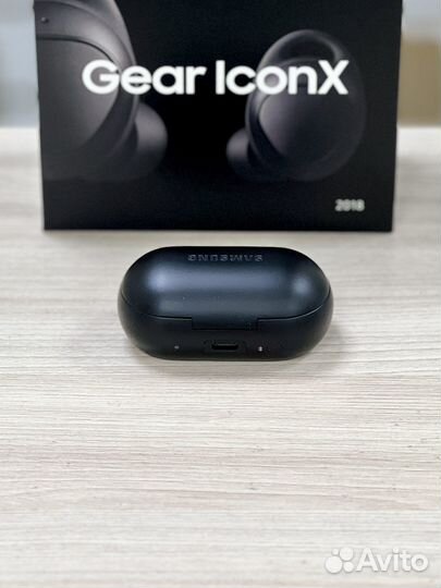 Наушники Samsung Gear IconX / С гарантией