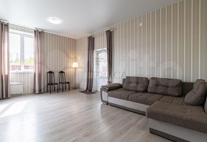 Дом 180 м² на участке 10,5 сот.