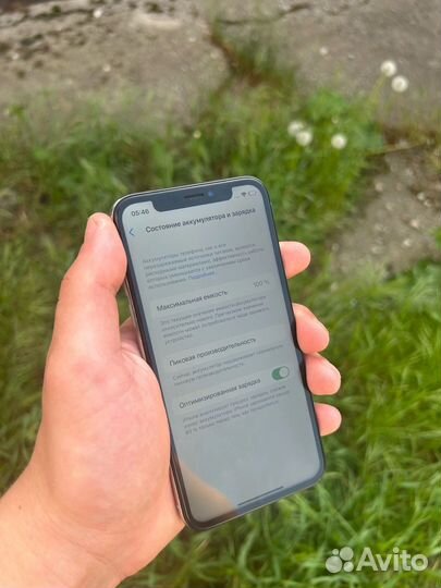 iPhone X, 64 ГБ