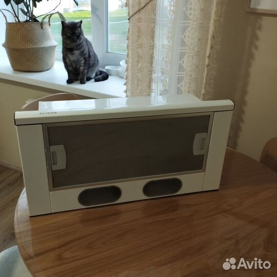 Вытяжка elikor 60 см б/у