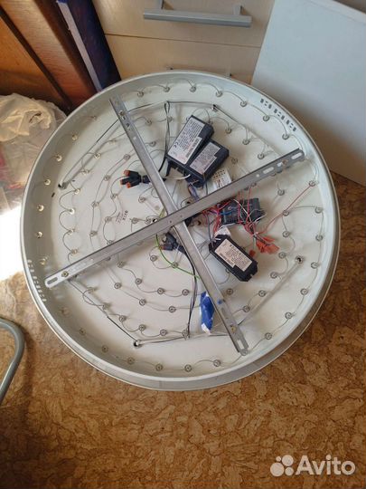 Люстра светодиодная Absorb Pendant