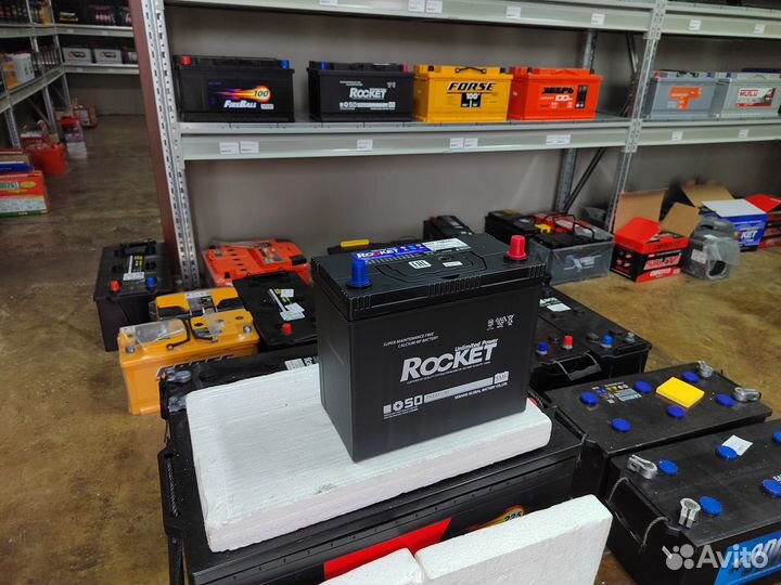 Аккумулятор Rocket SMF 55 Ач 520 А обр