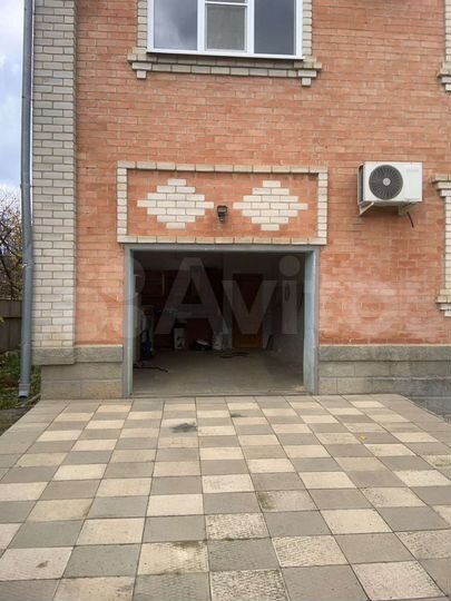 Дом 360 м² на участке 10 сот.