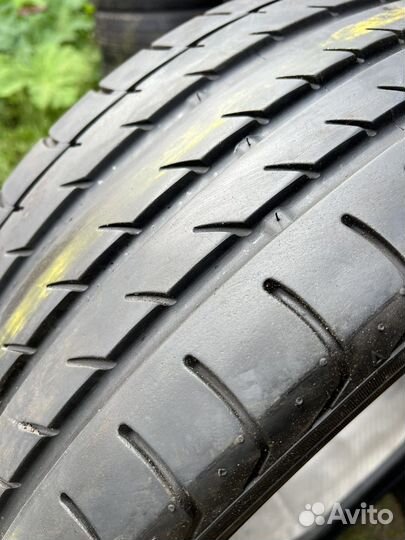 Yokohama Advan Sport V105 245/45 R19