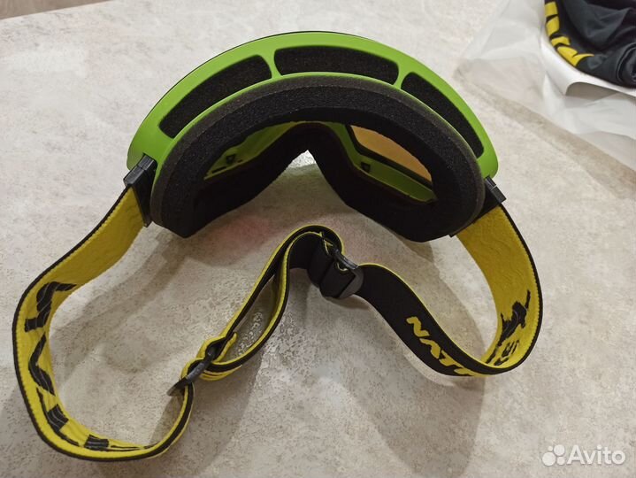 Горнолыжные очки