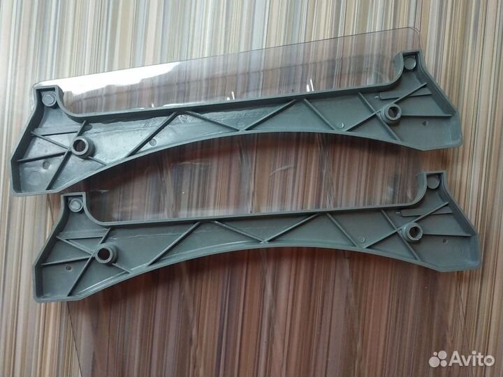 Поддоны под сушилку на кухне и держатели