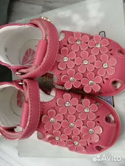 Босоножки для девочки