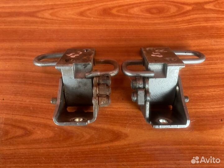 Петля двери задняя Vw Passat B5+ AWT 2002