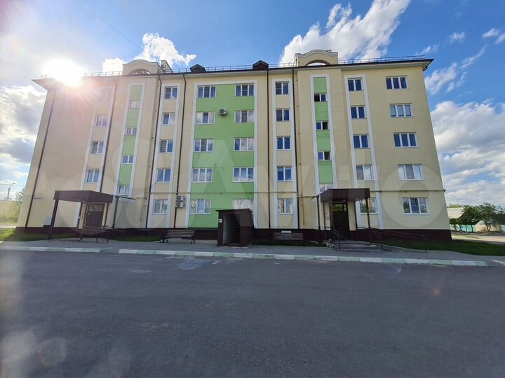 3-к. квартира, 73,8 м², 2/5 эт.