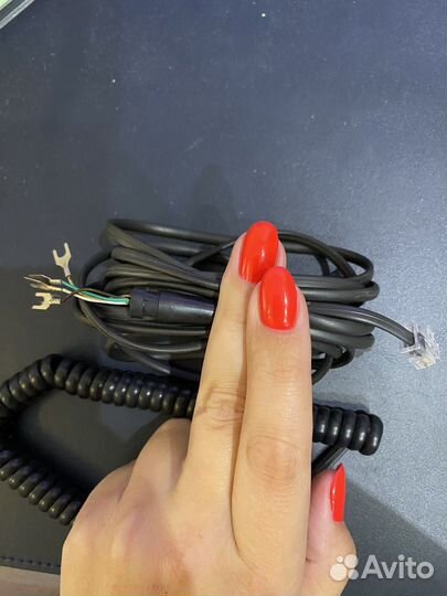 Телефонные провода