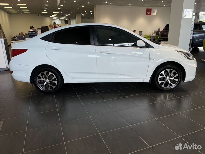 Hyundai Solaris 1.6 AT, 2012, 92 100 км