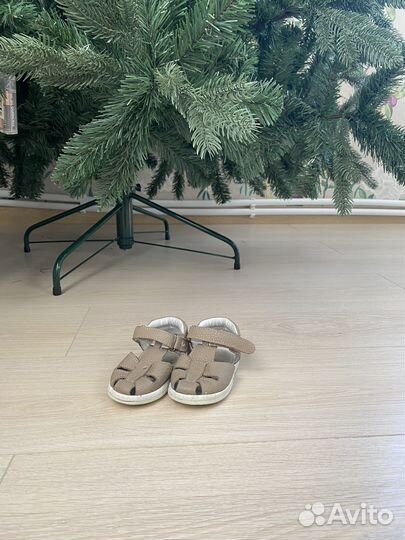 Сандали детские