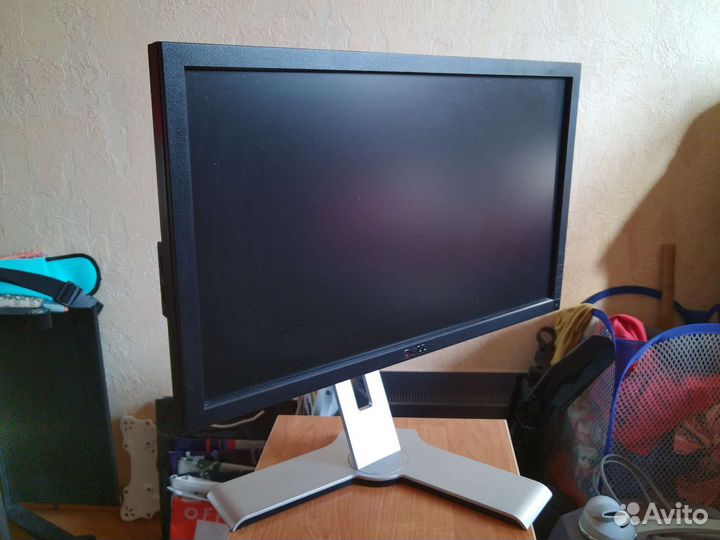 Монитор Dell 22 дюйма модель P2211ht